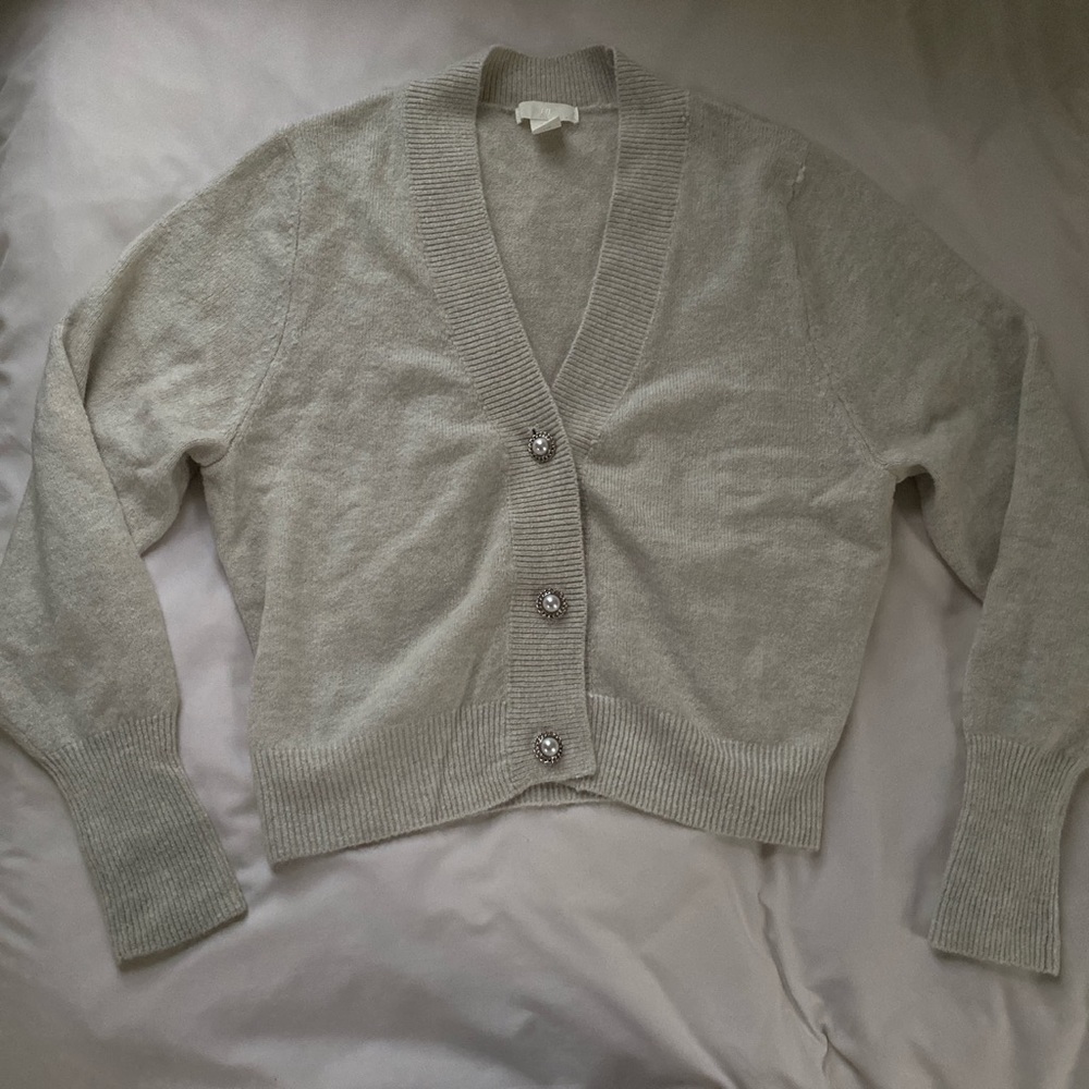 Cropped sweater